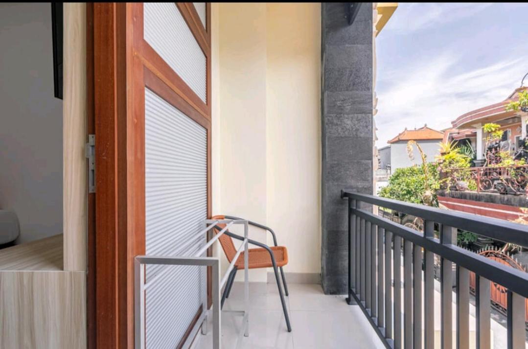Indraprastha Residence Семиняк Екстериор снимка